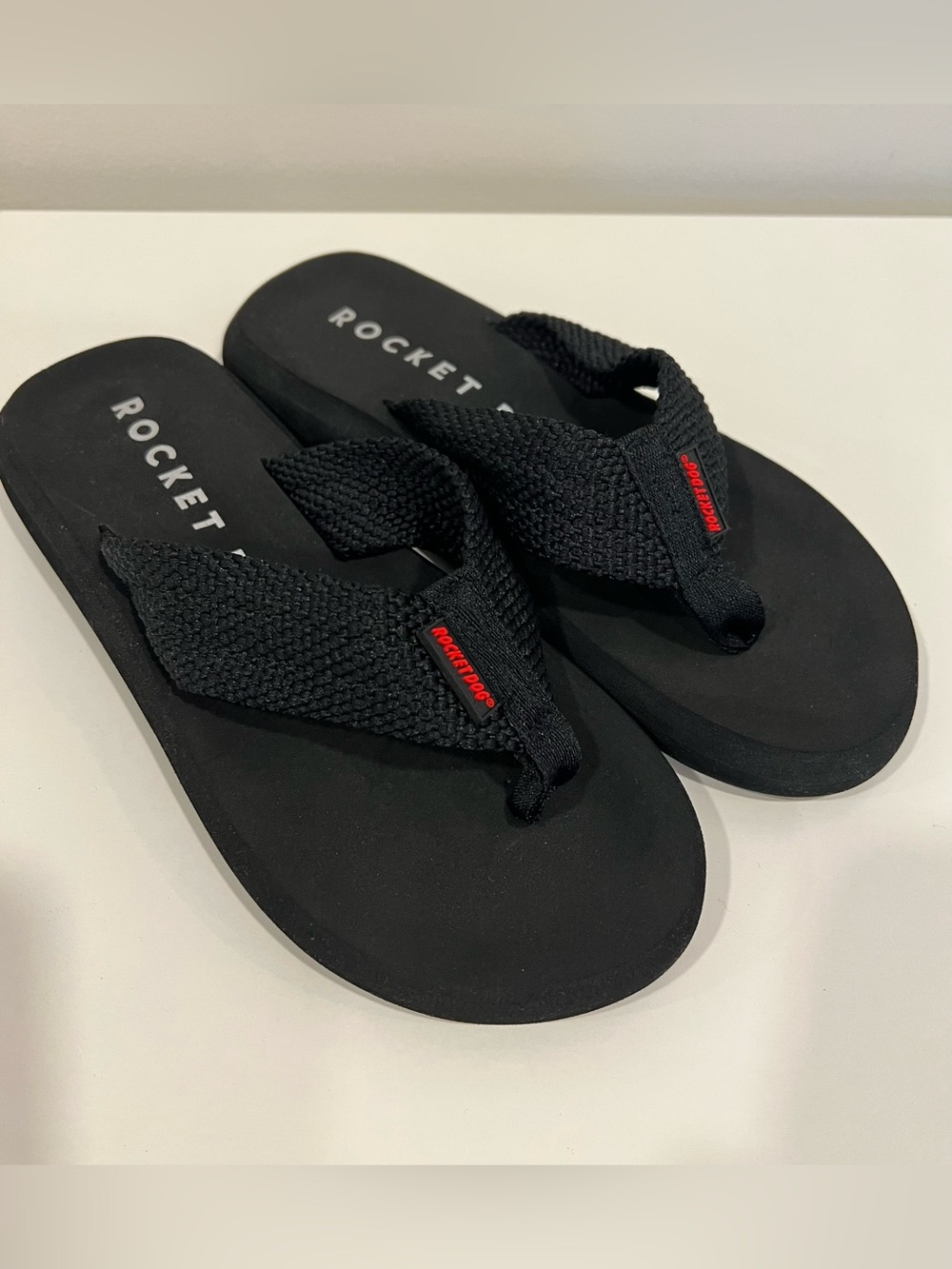 Rocket Dog Women's Sunset Flip Flop Sandals Black 7 M US NEW - Picture 4 of 8